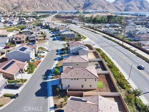 View/Area - 20009 Lemonscent Dr, Riverside, CA 92507 photo 4 of 6