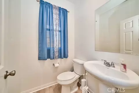 Entry Way - 20009 Lemonscent Dr, Riverside, CA 92507 photo 6 of 9