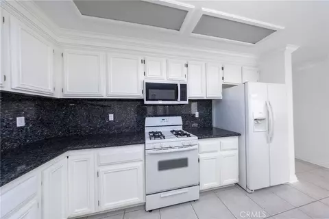 Kitchen - 3142 Stallion St, Ontario, CA 91761 photo 4 of 4