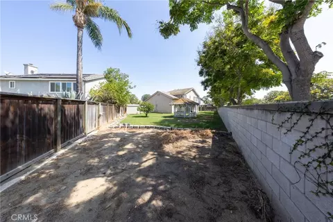 Exterior - 3142 Stallion St, Ontario, CA 91761 photo 8 of 9