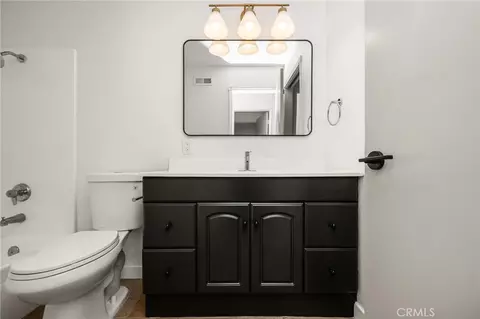 Bath - 860 Windwood Dr, Diamond Bar, CA 91789 photo 3 of 3