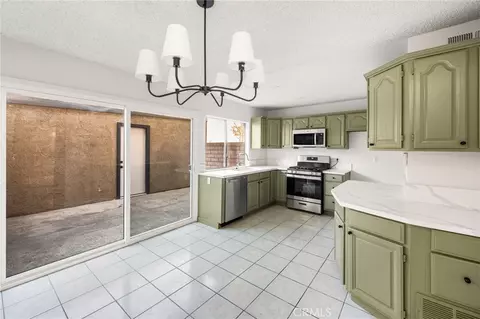 Kitchen - 860 Windwood Dr, Diamond Bar, CA 91789 photo 2 of 4