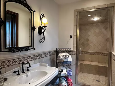 Bath - Undisclosed, Camarillo, CA 93010 photo 8 of 11