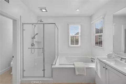 Bath - 116 Mistletoe, Irvine, CA 92620 photo 3 of 5