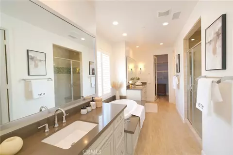 Bath - 551 San Ardo, Brea, CA 92821 photo 5 of 8