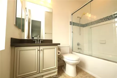 Bath - 551 San Ardo, Brea, CA 92821 photo 2 of 8