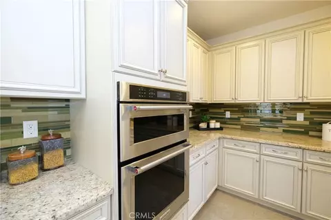 Kitchen - 551 San Ardo, Brea, CA 92821 photo 5 of 6
