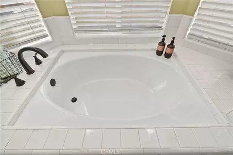 Bath - 20908 E Walnut Canyon Rd, Walnut, CA 91789 photo 3 of 7
