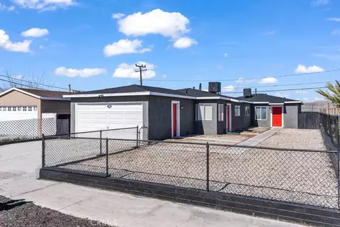 813 E Fredricks St, Barstow, CA 92311