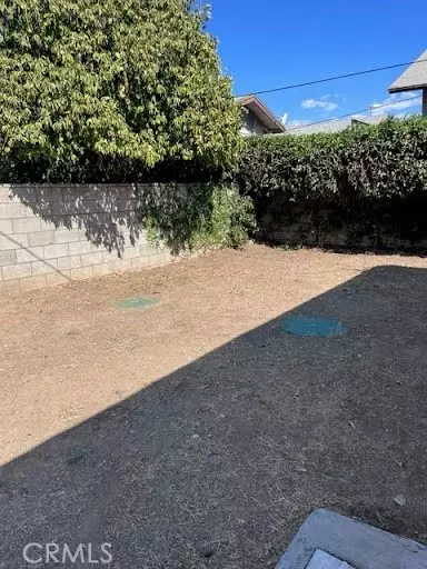 Exterior - 922 Center St, Riverside, CA 92507 photo 8 of 8