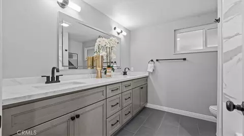 Bath - 1668 Chestnut Hl, Walnut, CA 91789 photo 2 of 5