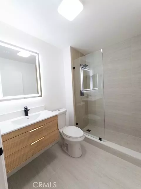 Bath - 12601 Van Nuys #209, Pacoima, CA 91331 photo 1 of 1