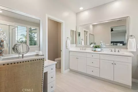 Bath - 45727 Altree Ct, Temecula, CA 92592 photo 2 of 4