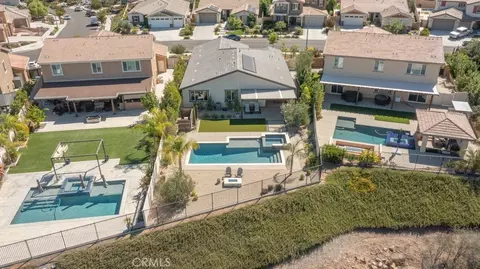 View/Area - 45727 Altree Ct, Temecula, CA 92592 photo 3 of 6