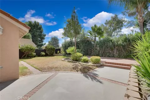 Exterior - 43009 Calle Jeminez, Temecula, CA 92592 photo 4 of 9