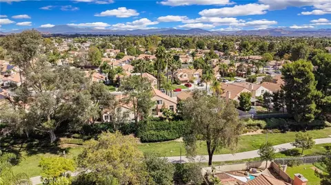 View/Area - 43009 Calle Jeminez, Temecula, CA 92592 photo 13 of 20