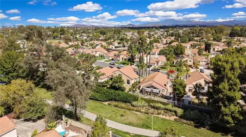 View/Area - 43009 Calle Jeminez, Temecula, CA 92592 photo 14 of 20