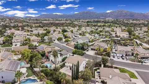 View/Area - 32904 Cinon Dr, Temecula, CA 92592 photo 11 of 12