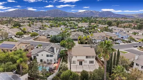 View/Area - 32904 Cinon Dr, Temecula, CA 92592 photo 4 of 12