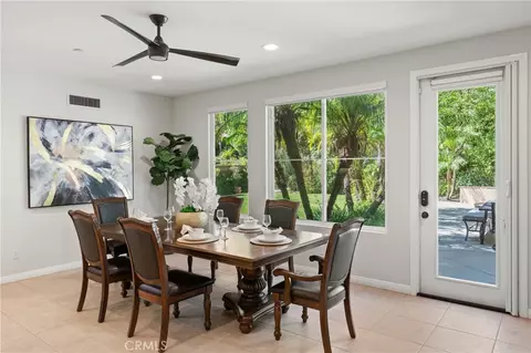 Dining - 25 Garnet, Irvine, CA 92620 photo 2 of 4