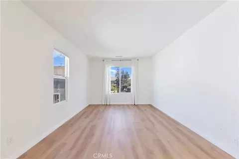 Living - 12947 Oakdale, Corona, CA 92880 photo 2 of 2