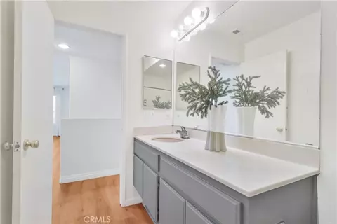 Bath - 12947 Oakdale, Corona, CA 92880 photo 3 of 3
