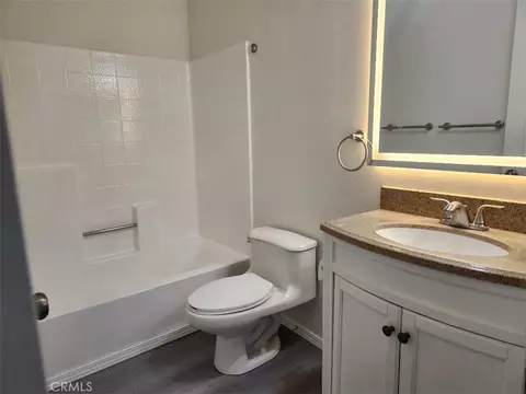Bath - 1573 S Reservoir, Pomona, CA 91766 photo 3 of 3