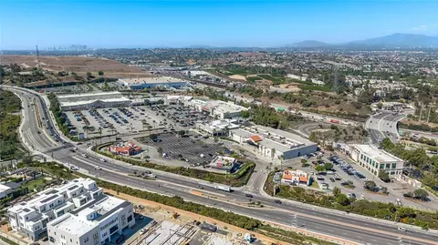 View/Area - 875 Walnut Ter, Montebello, CA 90640 photo 7 of 9
