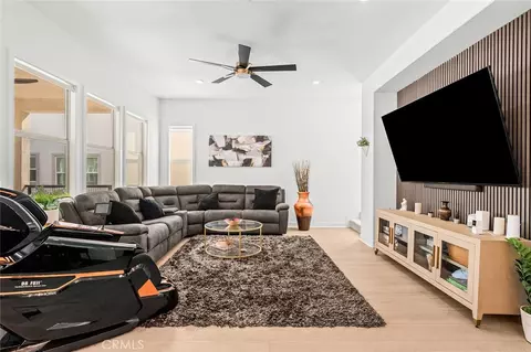 Living - 875 Walnut Ter, Montebello, CA 90640 photo 1 of 4