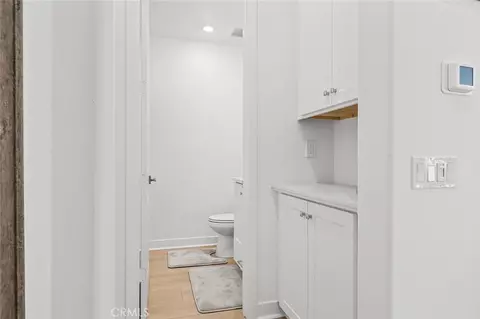 Entry Way - 875 Walnut Ter, Montebello, CA 90640 photo 2 of 3