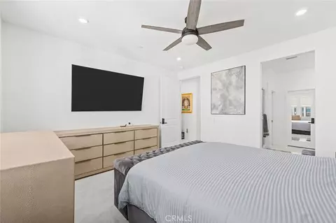 Bedroom - 875 Walnut Ter, Montebello, CA 90640 photo 4 of 8