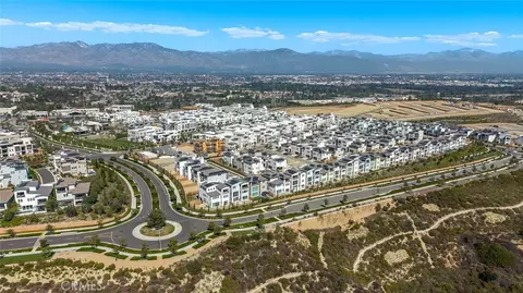 View/Area - 875 Walnut Ter, Montebello, CA 90640 photo 5 of 9