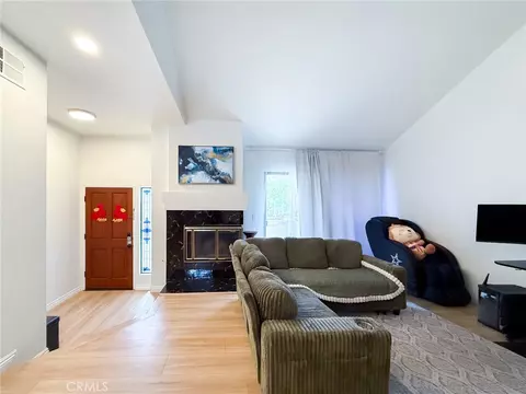 Living - 33 Wildflower Pl, Phillips Ranch, CA 91766 photo 2 of 4