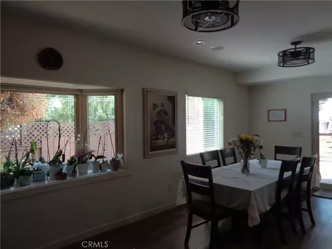 Dining - 4057 Pine, Long Beach, CA 90807 photo 5 of 6