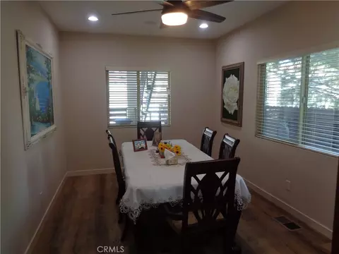 Dining - 4057 Pine, Long Beach, CA 90807 photo 4 of 6