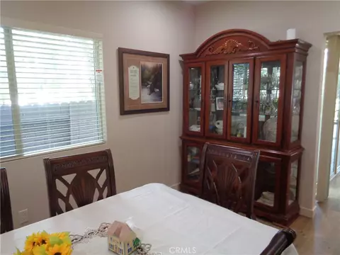 Dining - 4057 Pine, Long Beach, CA 90807 photo 3 of 6