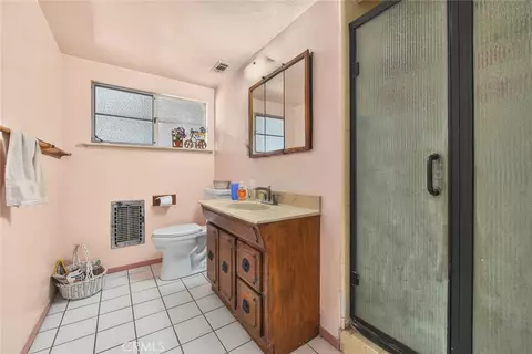 Bath - 10602 Courson, Stanton, CA 90680 photo 1 of 5