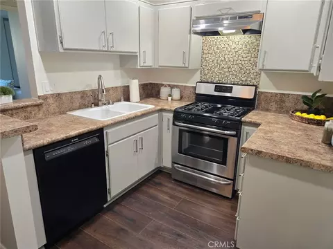 Kitchen - 7735 Briarglen Loop #D, Stanton, CA 90680 photo 1 of 2