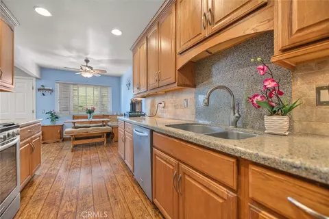 Kitchen - 7221 Ramona Ave, Rancho Cucamonga, CA 91701 photo 3 of 4