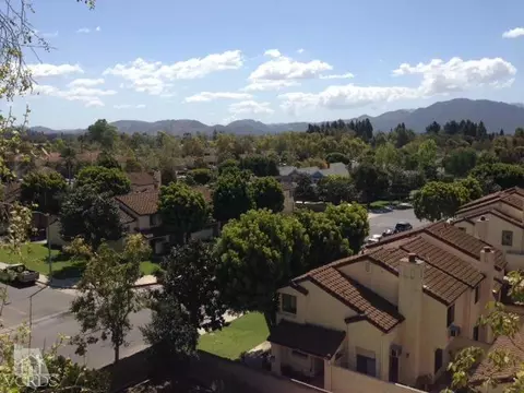 2533 Antonio Dr #304, Camarillo, CA 93010 photo 1
