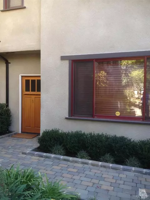 322 Alpine St #6, Pasadena, CA 91106 photo 1