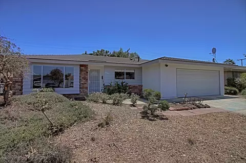 2044 Barnett St, Oxnard, CA 93033 photo 1
