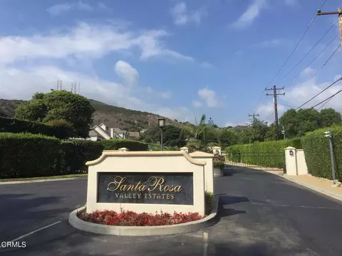 2977 Yucca Dr, Camarillo, CA 93012