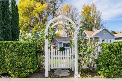 6165 Elba Pl, Woodland Hills, CA 91367