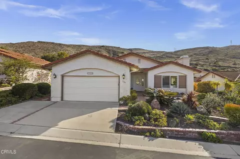 1124 Belleza St, Camarillo, CA 93012