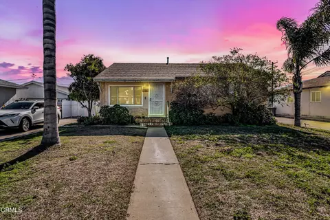 316 Vanderbilt Dr, Oxnard, CA 93036 photo 1