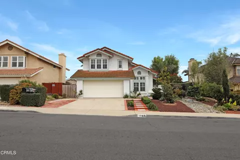 1768 Summerfield St, Camarillo, CA 93012
