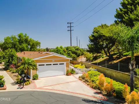 81 Caleta Dr #155, Camarillo, CA 93012