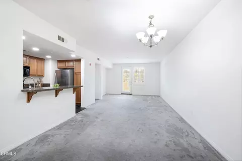 242 Riverdale Ct #829, Camarillo, CA 93012