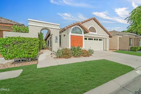 213 Estancia Pl, Camarillo, CA 93012
